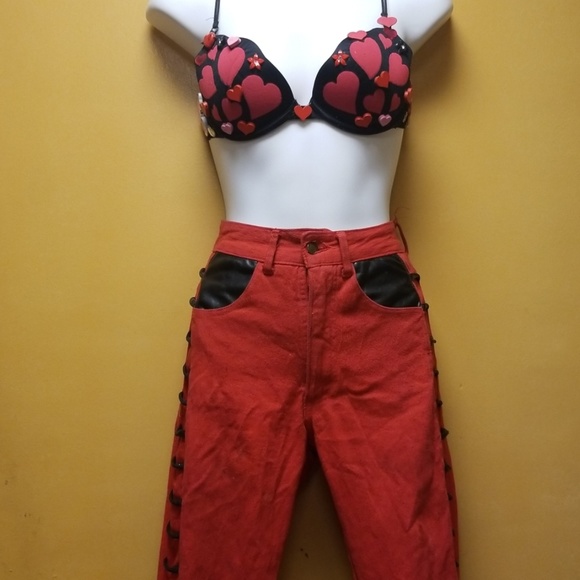 Denim - Red and black psnts